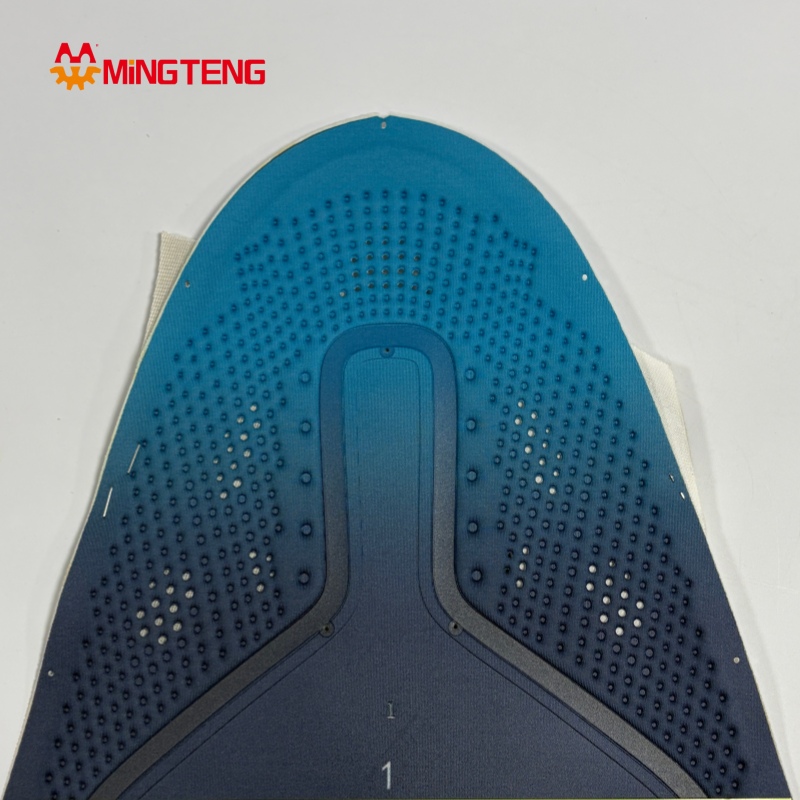 MT-U297 Gradient Hot Press Breathable Sports Shoe Upper Perforated Mesh Sneaker